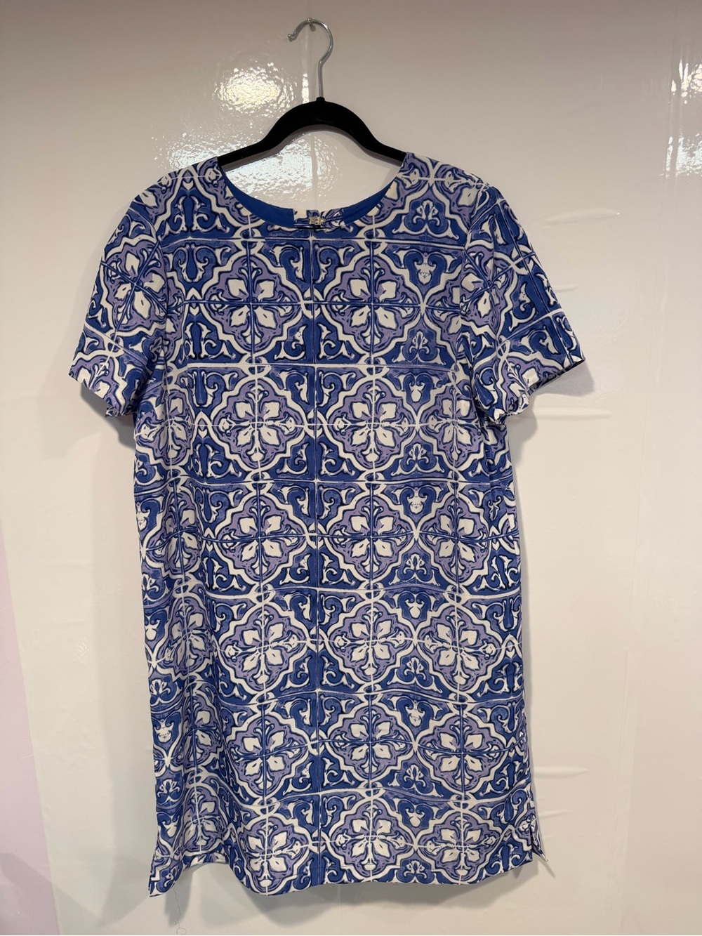 Blue & White Tile Mosaic‎ Print Short Sleeve Shift Dress by the limited